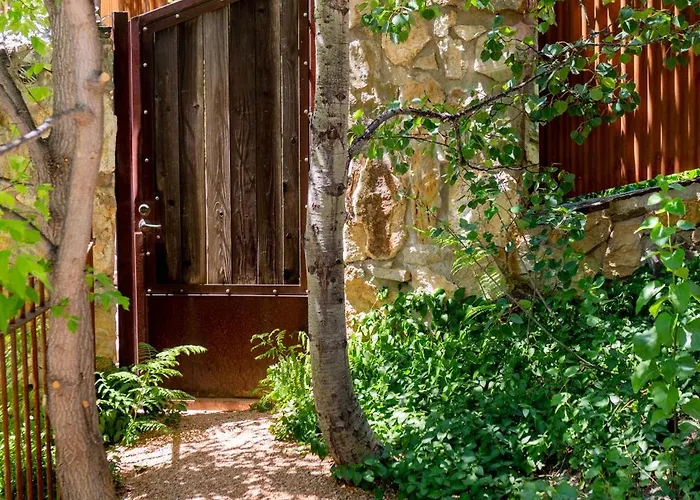 Lodge Mt. Lemmon *